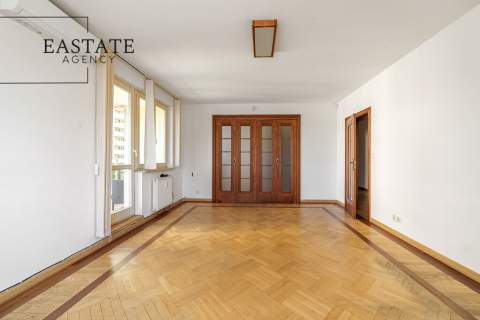 Biuro 105 m , 4 gabinety, blisko metra, garaż