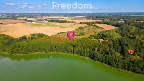 Urokliwa działka nad Jeziorem w Mokinach