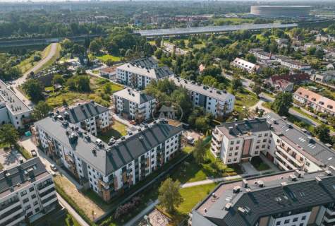 Dwustronne Duży ustawny salon Duży balkon