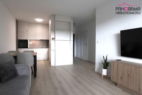 Nowe - 2 pokoje z miejscem w hali garażowej.