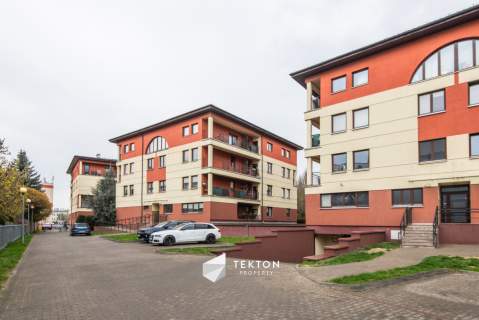3pok. 61 m 2 balkony zamknięte osiedleI garaż