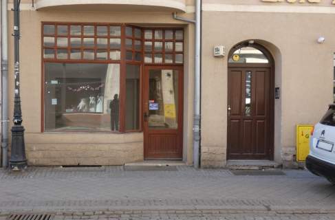 Do wynajęcia lokal użytkowy - 27m2 lub 73m2 po połączeniu