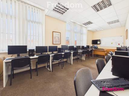 Lokal pod apartamenty biura, Krupnicza przy Rynku