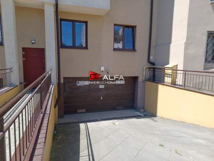 Przestronny garaż w okolicach centrum 