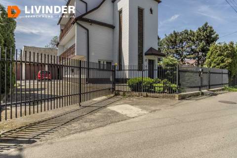 Dom wolnostojący z potencjałem 250 m 