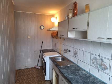 Mieszkanie 46 m2, centrum, do remontu. Polecamy