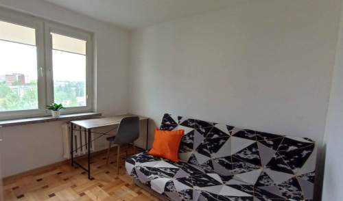 Krańcowa 82, Bronowice, 3 pokoje z balkonem