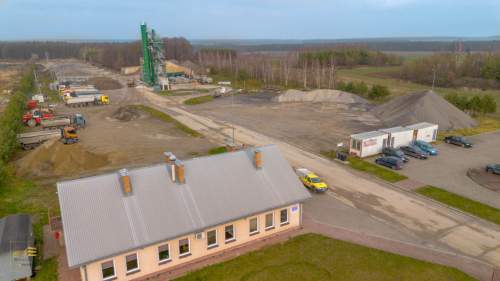 Wytwórnia Mas Bitumicznych, Baza ok. 11ha obok S19
