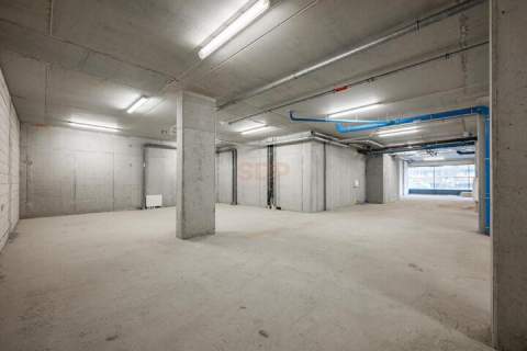 Lokal usługowy 330m2 Ruchliwa ulica Garaż 