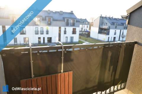 Dwupoziomowe strych z balkonem i 2 miejsca postojowe w cenie