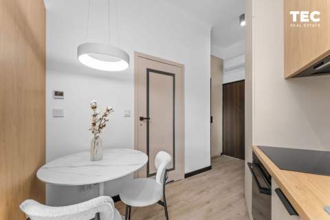 Duży ogród 50 m2, Wykończone i wyposażone