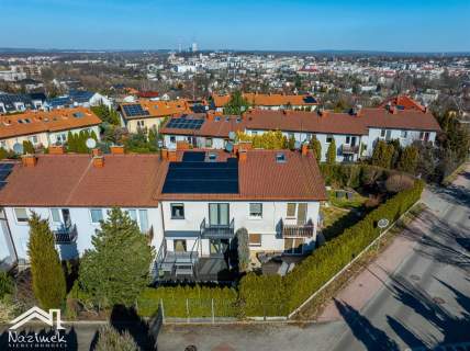 Dom szeregowy po remoncie, Będzin Małobądz