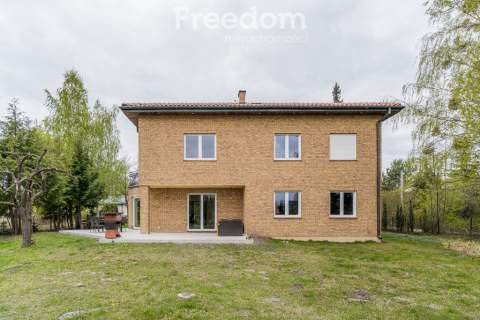 Elegancki Dom 302,5 m Kady, działka 2680 m 