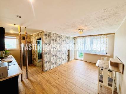 2 pokoje balkon winda Sienkiewicza Ostrowiec Św