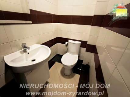 Przestronny dom z funkcją domu dwurodzinnego.