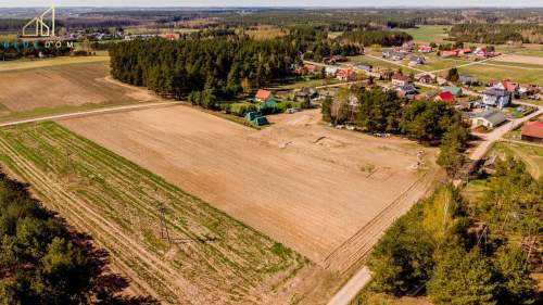 Malownicza działka na skraju wsi - Chraboły