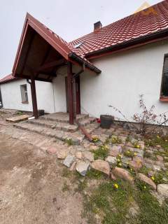 Przestronny dom z nowym dachem i instalacjami Działka 4200 m2,...
