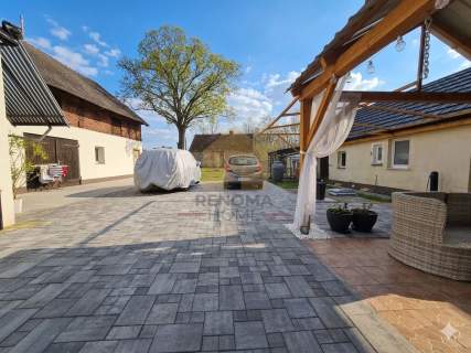 Posiadłość w pobliżu Zielonej Góry działka 2900m2