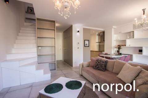 Przestronny dwukondygnacyjny apartament, Kazimierz
