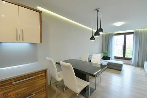 3 pokoje balkon,ładne patio, Centrum