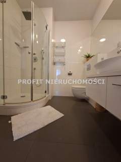 Apartament z miejscem postojowym - ul. Karolewska