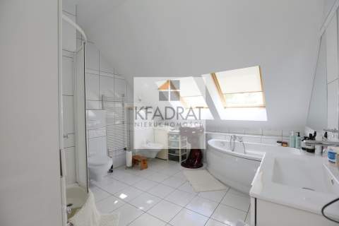 Blizniak 250 m2, działka 500m Gumieńce