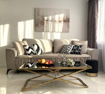 2 pok, właścicielka, KW loggia metro, po remoncie