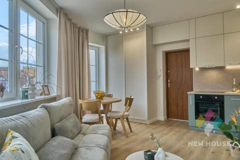 Po remoncie, 2 pokoje, I piętro, balkon, Starówka