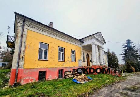 Atrakcyjne mieszkanie z potencjałem w Dworku