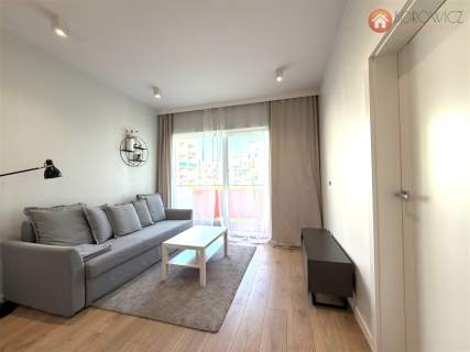 2 pokoje w apartamentowcu, m. garażowe