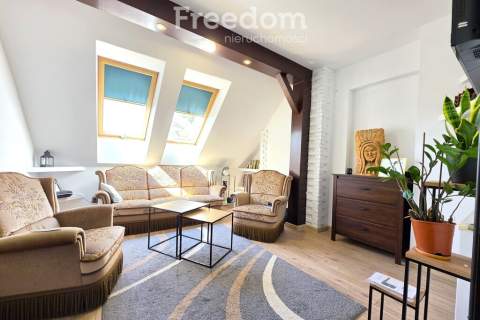Nowoczesny dom z klimatem, 2000m2,