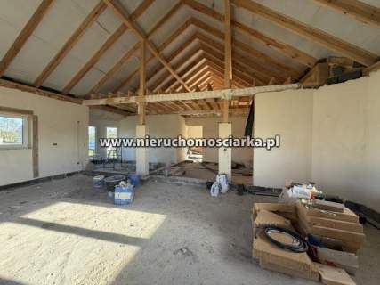 Nowy dom 183 m2 w spokojnej okolicy - Budziska