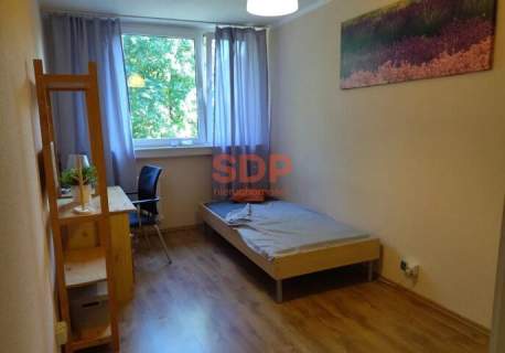 4-pokojowe mieszkanie z balkonem -blisko Uniwersytetu Ekonomicznego