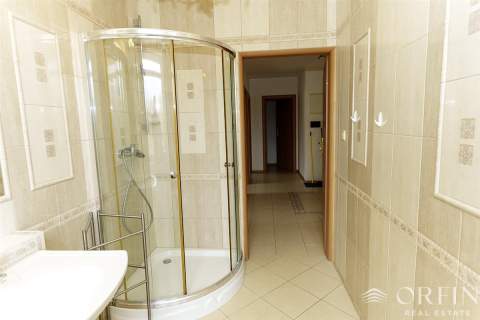 Przestronny apartament 4-pokojowy blisko morza   G