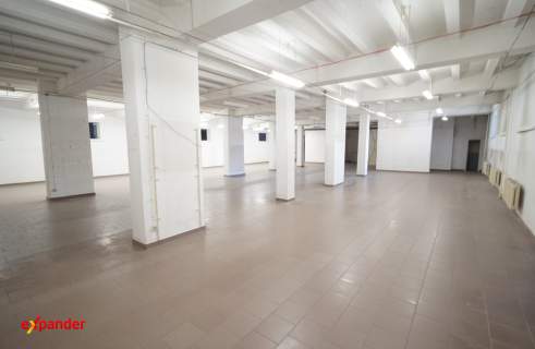 Lokal handlowo - usługowy z magazynem, Okulickiego, parter, 1360m2