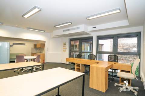 Funkcjonalny lokal biurowy Plac na Groblach 58 mkw