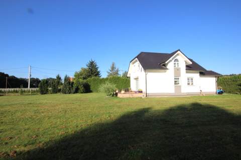 Dom wolnostojący - 5 kilometrów od Świdnicy 