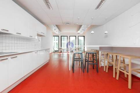 Włochy lokal biurowy 2045,90m2 do wynajęcia