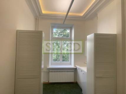Przedwojenna kamienica,dostęp24h,recepcja,cicho