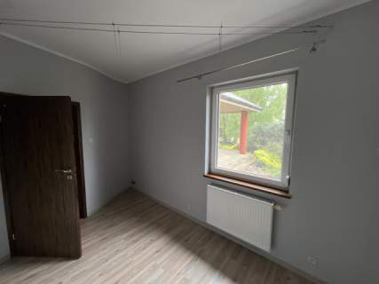 ELEGANCJA I FUNKCJONALNOŚĆ - DOM Z PRYWATNYM SPA I PIĘKNYM OGRODEM