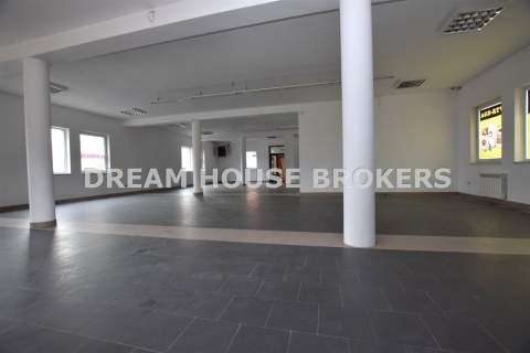 Budynek 1250 m2 na Sprzedaż Inwestecyjnie Tuchów 