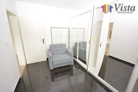 3 pokojowe mieszkanie na 1 piętrze, balkon