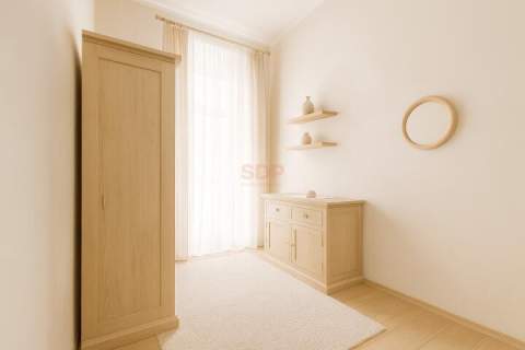 3-pokojowy apartament w kamienicy z 1900 r. 98m2 Blisko centrum