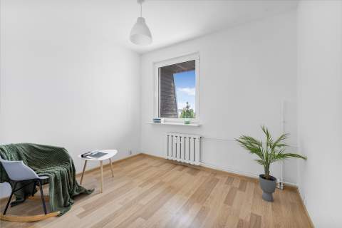 4 pokoje 64,9 m d. balkon do zamieszkania Jagiełły