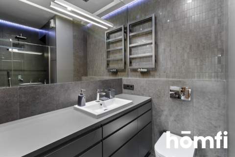 Przestronny apartament na ostatnim piętrze 