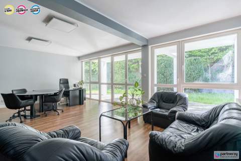 Dwupoziomowy apartament na zamkniętym osiedlu