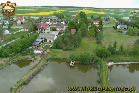 Dom ze stawem Kozieniec gm. Siennica Różana