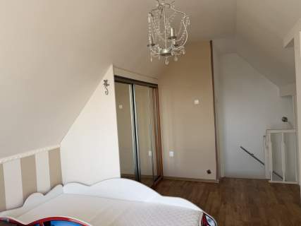 Dwa poziomy Widok na rzekę i las Balkon