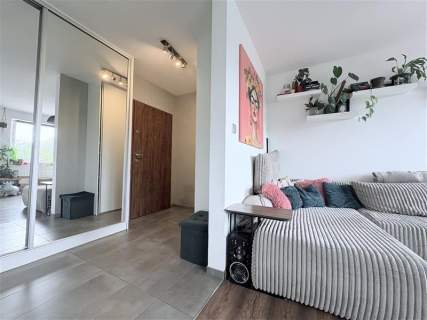 Bazaltowa/3pok/balkon/klima/2m. postojowe/komórka
