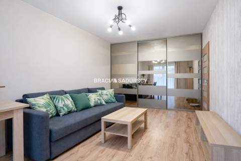 2 pok. kuchnia, 51m2, Płaszów, Bagry, ogródek